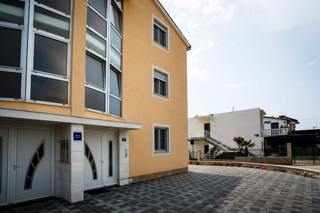 Rogoznica Apartments Kristina ภายนอก รูปภาพ