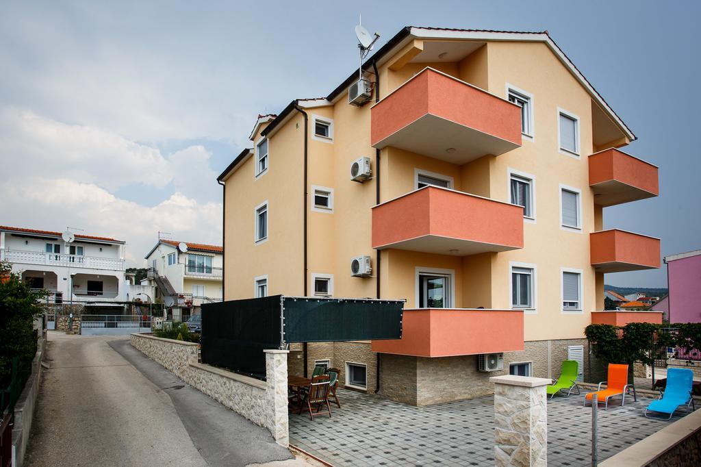 Rogoznica Apartments Kristina ภายนอก รูปภาพ